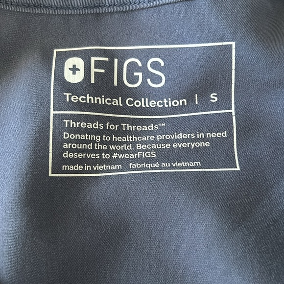 FIGS scrub set - Picture 2 of 3